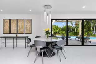 843 NE Mulberry Dr, Boca Raton, FL 33487 - Photo 17