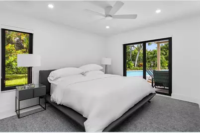 843 NE Mulberry Drive, Boca Raton, FL 33487 - Photo 31