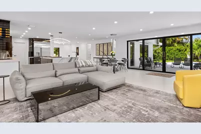 843 NE Mulberry Drive, Boca Raton, FL 33487 - Photo 9