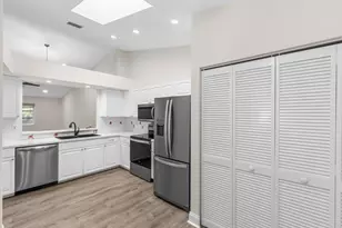 9760 Summerbrook Terrace, Boynton Beach, FL 33437 - Photo 5