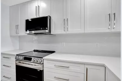 7 Royal Palm Way #404, Boca Raton, FL 33432 - Photo 5