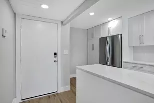 7 Royal Palm Way, Boca Raton, FL 33432 - Photo 3