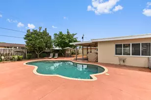 1560 Roy Dr, West Palm Beach, FL 33415 - Photo 35