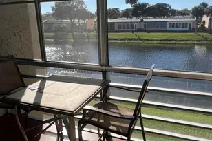 156 Lake Evelyn Dr, West Palm Beach, FL 33411 - Photo 9