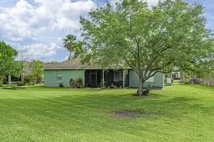 1269 Scarlet Oak Cir, Vero Beach, FL 32966 - Photo 37