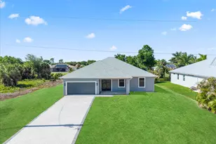 7427 Sea Mist Dr, Port Charlotte, FL 33981 - Photo 3