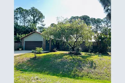 591 SW Darien Ave Avenue SW, Palm Bay, FL 32908 - Photo 1