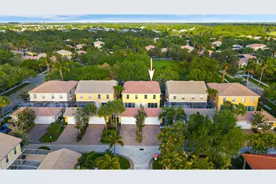 3372 Greenway Drive, Jupiter, FL 33458 - Photo 3