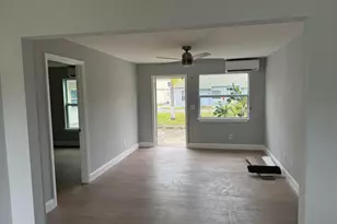 840 Almeria Rd, West Palm Beach, FL 33405 - Photo 3