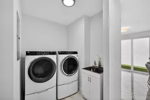 2114 Chagall Cir, West Palm Beach, FL 33409 - Photo 37