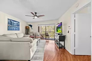 2083 NE Collins Cir, Jensen Beach, FL 34957 - Photo 13