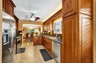 2210 SW 92nd Ter, Davie, FL 33324 - Photo 31