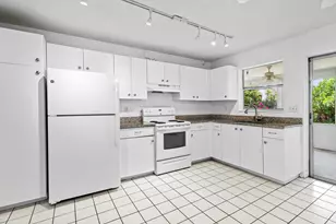 11 Sailfish Ln, Ocean Ridge, FL 33435 - Photo 9