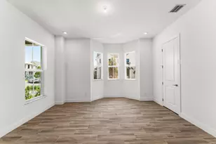 910 SW Newfield Ave, Palm City, FL 34990 - Photo 3