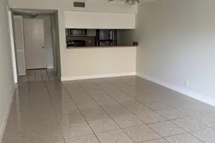 8160 Geneva Ct, Doral, FL 33166 - Photo 15