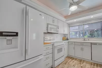 5540 Tamberlane Circle #118, Palm Beach Gardens, FL 33418 - Photo 7