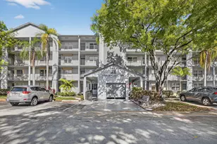 1401 SW 128th Terrace, Pembroke Pines, FL 33027 - Photo 1