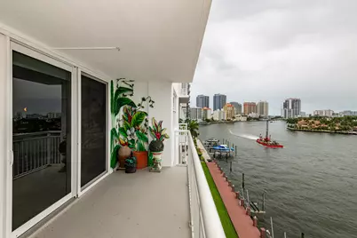 511 Bayshore Drive #707, Fort Lauderdale, FL 33304 - Photo 33