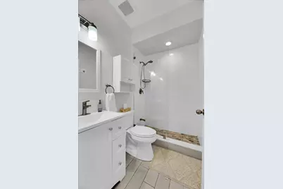 2633 NE 3rd Avenue, Wilton Manors, FL 33334 - Photo 21