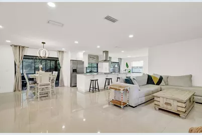 107 Segovia Avenue, Royal Palm Beach, FL 33411 - Photo 5