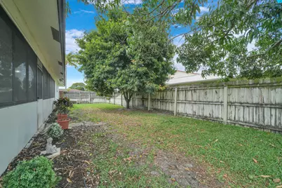 107 Segovia Avenue, Royal Palm Beach, FL 33411 - Photo 35