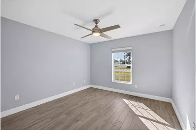 2501 SE Mariposa Avenue, Port Saint Lucie, FL 34952 - Photo 17