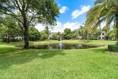 11863 Wimbledon Circle #406, Wellington, FL 33414 - Photo 7