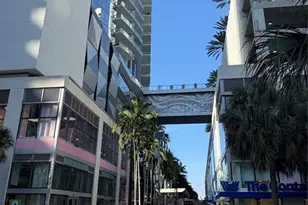 888 Biscayne Blvd, Miami, FL 33132 - Photo 21