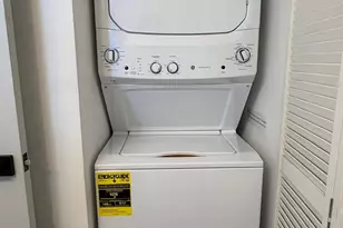 888 Biscayne Blvd, Miami, FL 33132 - Photo 13