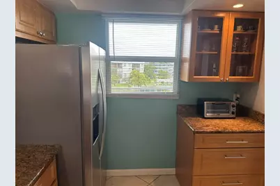 110 Royal Park Drive #4c, Oakland Park, FL 33309 - Photo 3