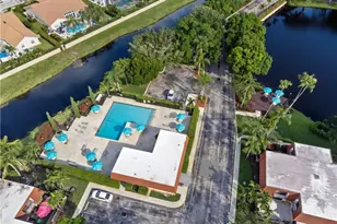 9951 NW 6th Ct, Plantation, FL 33324 - Photo 13