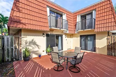 9951 NW 6th Court, Plantation, FL 33324 - Photo 1