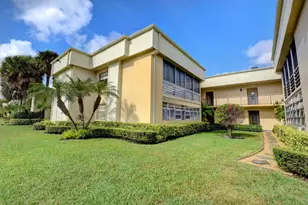 87 Piedmont B, Delray Beach, FL 33484 - Photo 1