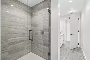 100 E Las Olas Blvd, Fort Lauderdale, FL 33301 - Photo 29