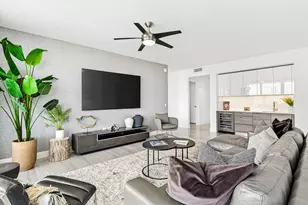 100 E Las Olas Blvd, Fort Lauderdale, FL 33301 - Photo 17