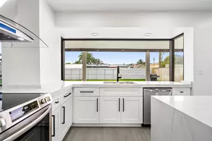 7550 Grandview Blvd, Miramar, FL 33023 - Photo 11