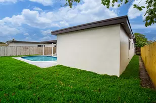 7550 Grandview Blvd, Miramar, FL 33023 - Photo 29