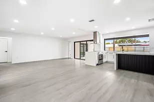 7550 Grandview Blvd, Miramar, FL 33023 - Photo 7