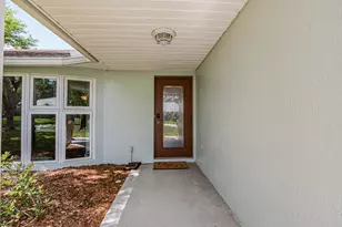 595 45th Ct, Vero Beach, FL 32968 - Photo 1