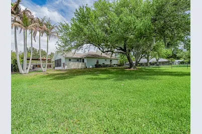 595 45th Court, Vero Beach, FL 32968 - Photo 47