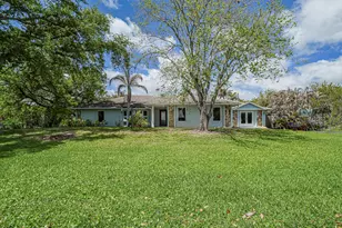 595 45th Ct, Vero Beach, FL 32968 - Photo 5