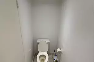 19428 NE 26th Ave, Miami, FL 33180 - Photo 7