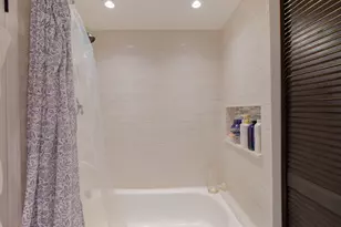 393 Lake Arbor Dr, Palm Springs, FL 33461 - Photo 13