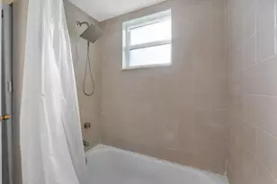 3004 NE 5th Terrace, Wilton Manors, FL 33334 - Photo 17