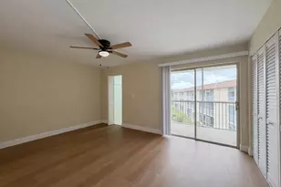 700 Village Green Ct, Palm Springs, FL 33461 - Photo 13