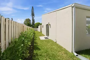 875 NW 22nd Ave, Delray Beach, FL 33445 - Photo 23