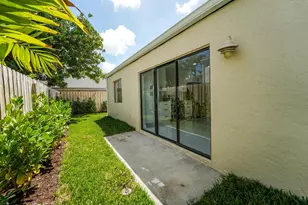 875 NW 22nd Ave, Delray Beach, FL 33445 - Photo 33