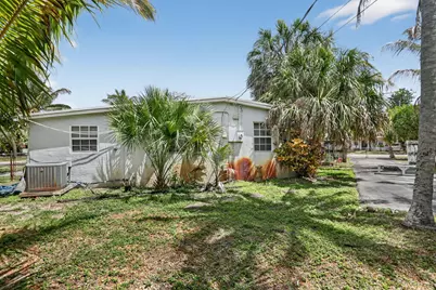 5265 NE 15th Avenue, Pompano Beach, FL 33064 - Photo 5