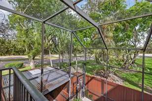 9101 SW 19th Pl, Davie, FL 33324 - Photo 33
