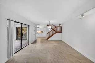 9101 SW 19th Pl, Davie, FL 33324 - Photo 7